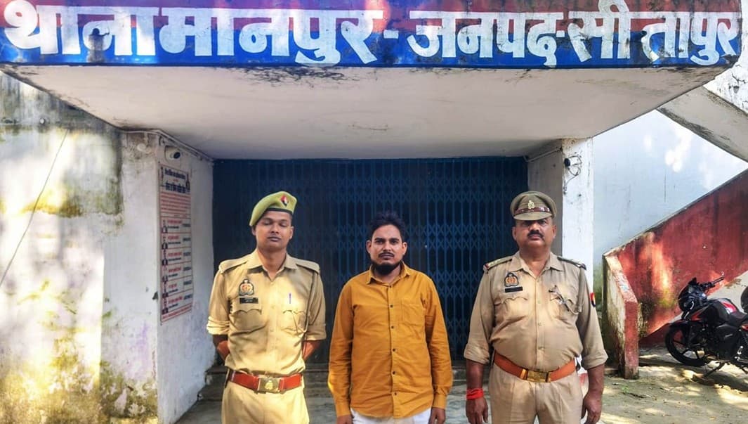 बिना लाइसेंस पटाखों का भंडारण करने वाला आरोपी गिरफ्तार