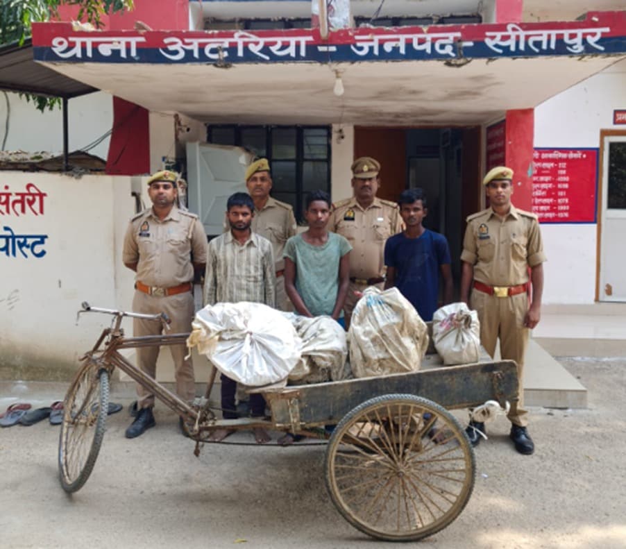 Sitapur Police Bust Theft Gang Near Atariya; Three Arrested, Three Minors Detained